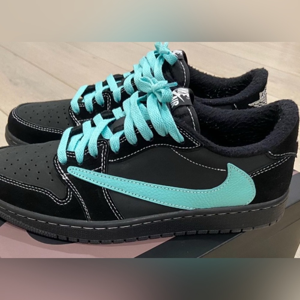TS inspired AJ1 low, Tiffany swoosh
